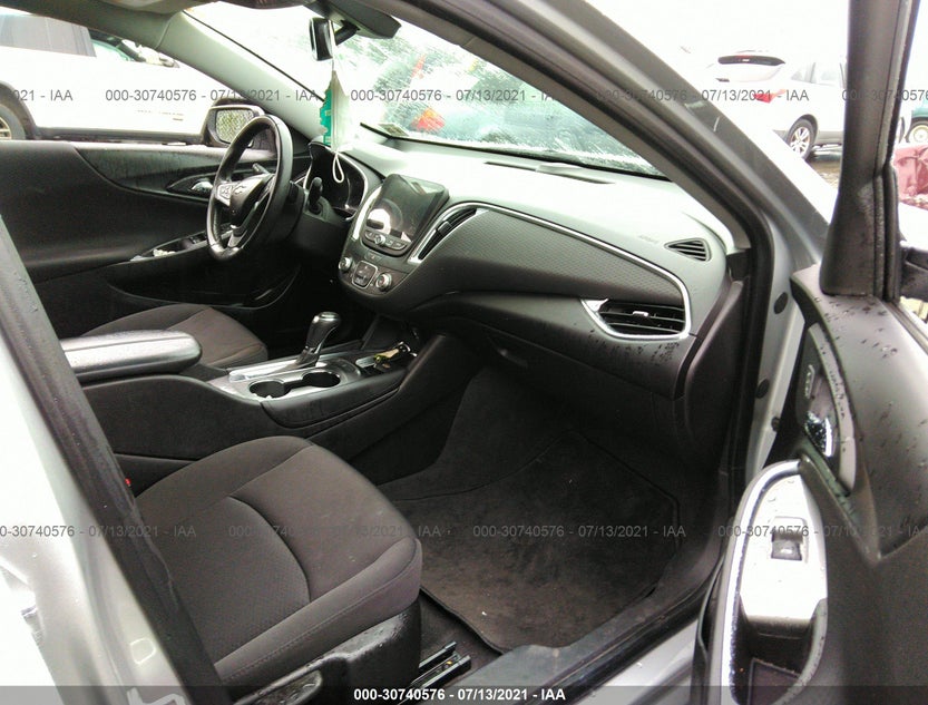 1G1ZD5ST6JF184335