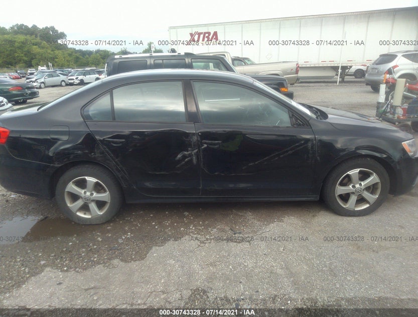 3VW2K7AJ3DM367235