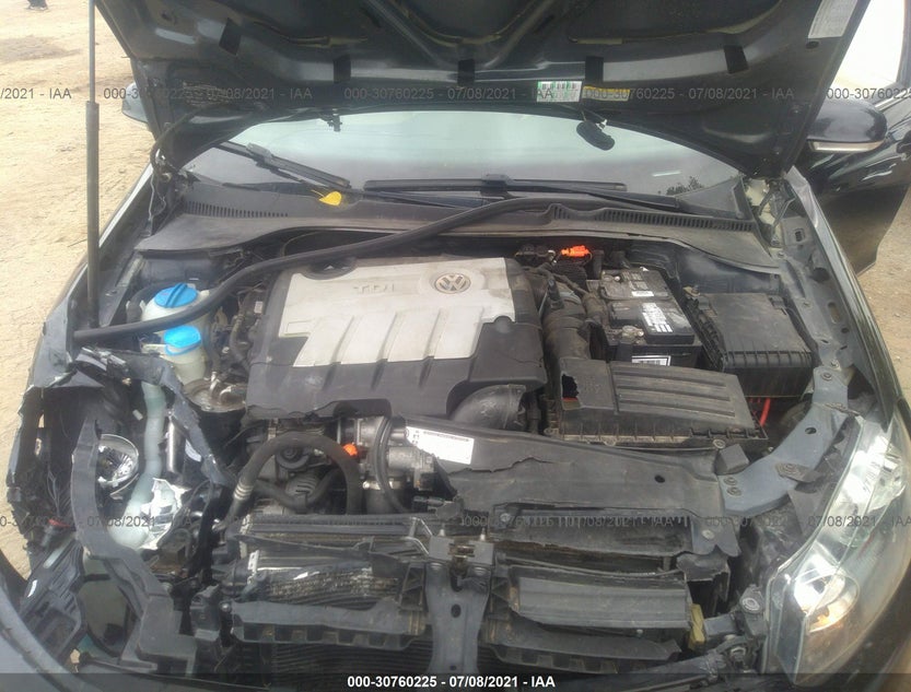 3VWPL7AJ8BM703381