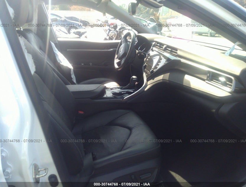 4T1B61HK5KU201600