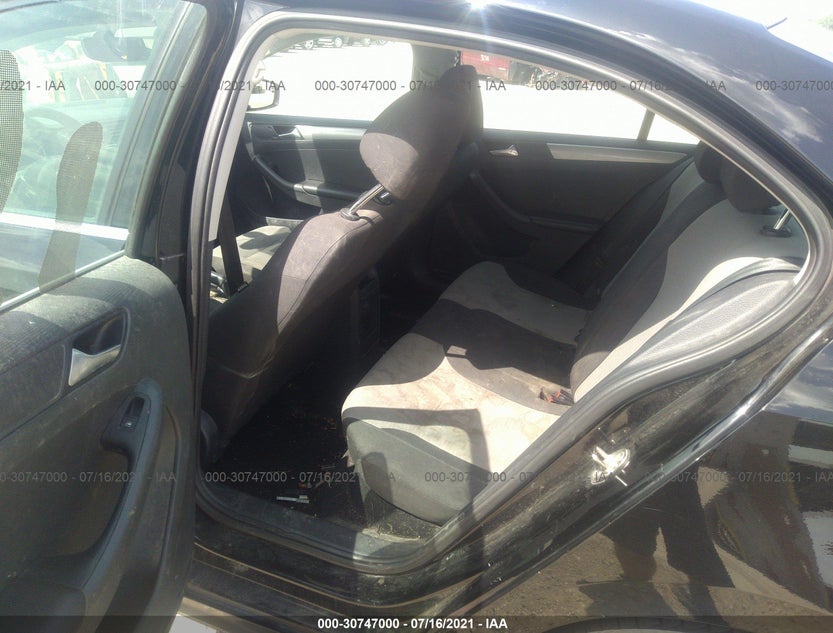 3VW2B7AJ3HM376183