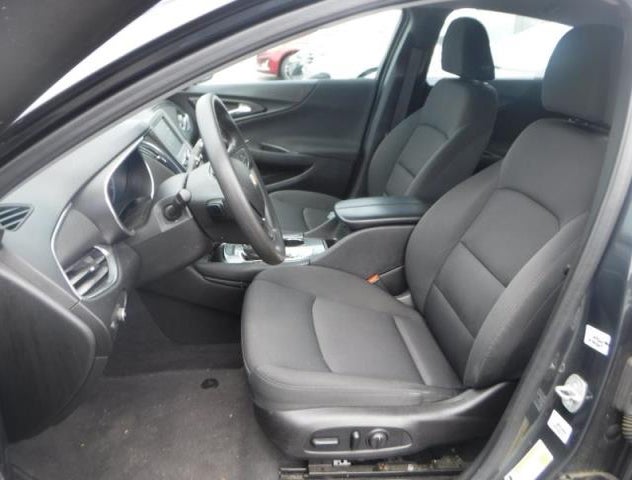 1G1ZD5ST6JF204079