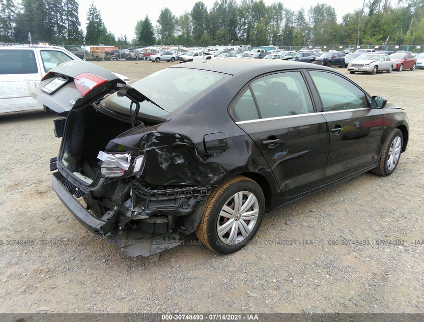 3VW2B7AJ9HM415441