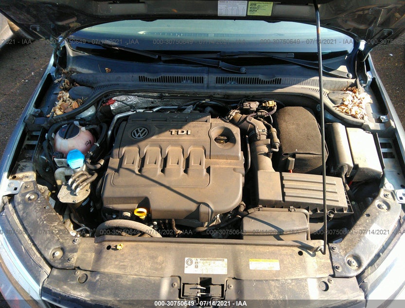 3VWLA7AJ7FM328092