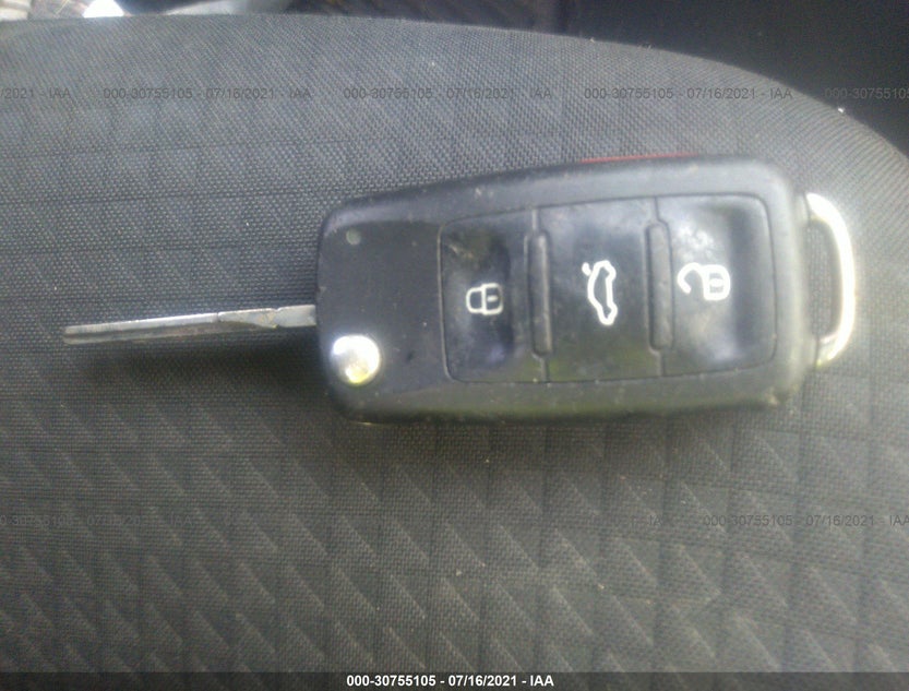 3VW2K7AJ9FM245045