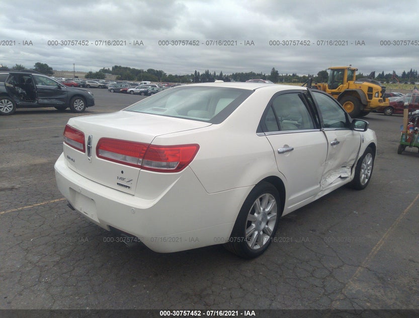 3LNDL2L38CR800992