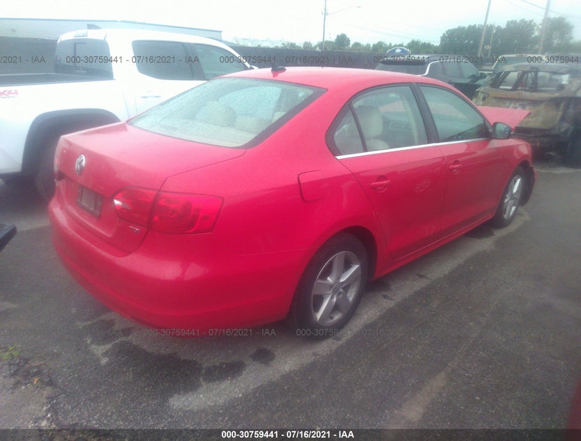 3VW3L7AJXDM250897