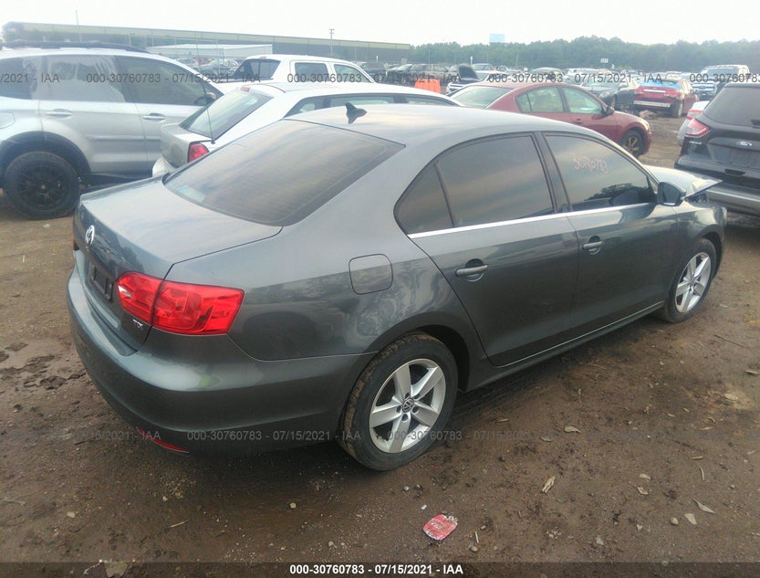 3VW3L7AJXDM277551