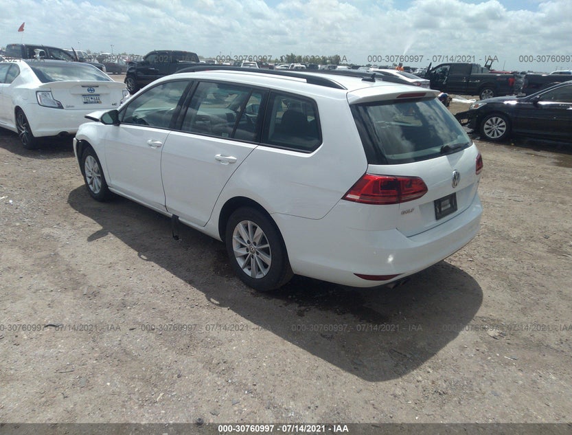 3VWC17AU9GM516561