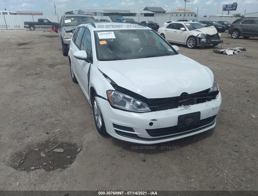 3VWC17AU9GM516561