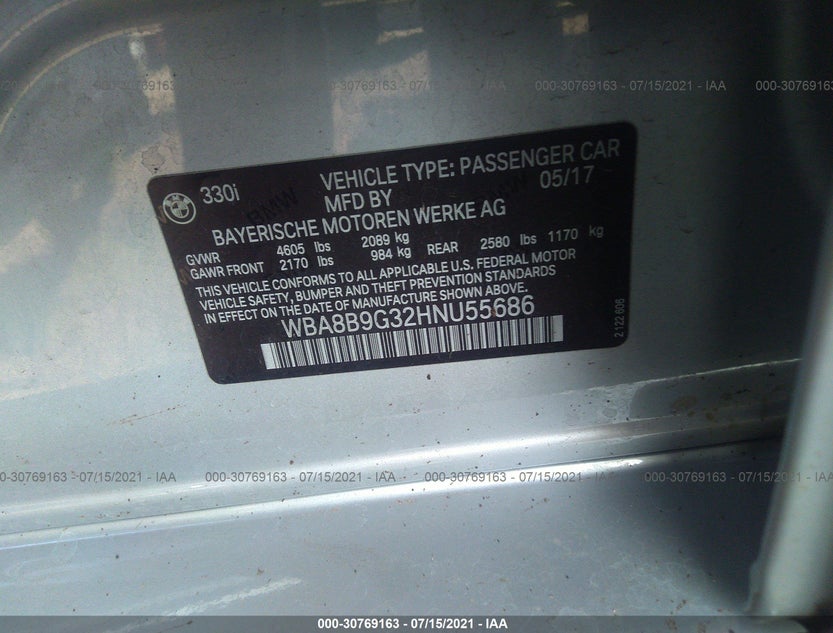 WBA8B9G32HNU55686