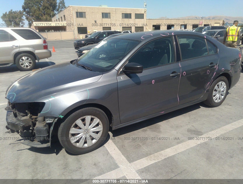 3VW2K7AJ9BM049228