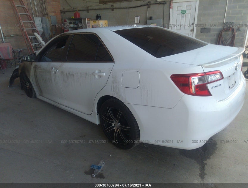4T1BK1FK2DU528831