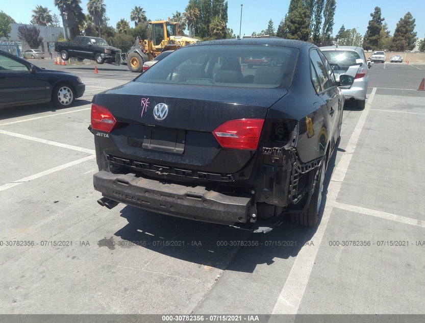 3VW2K7AJXCM354772