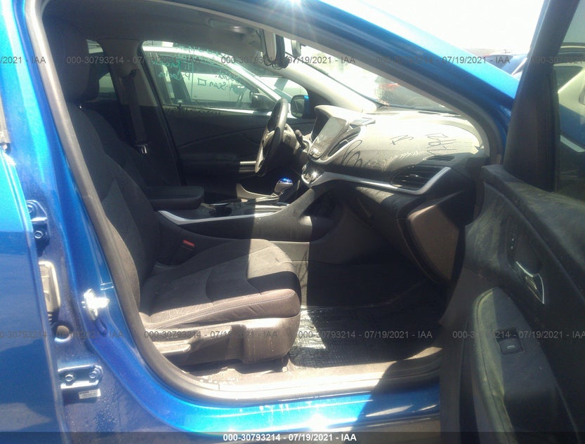 1G1RC6S52HU111530