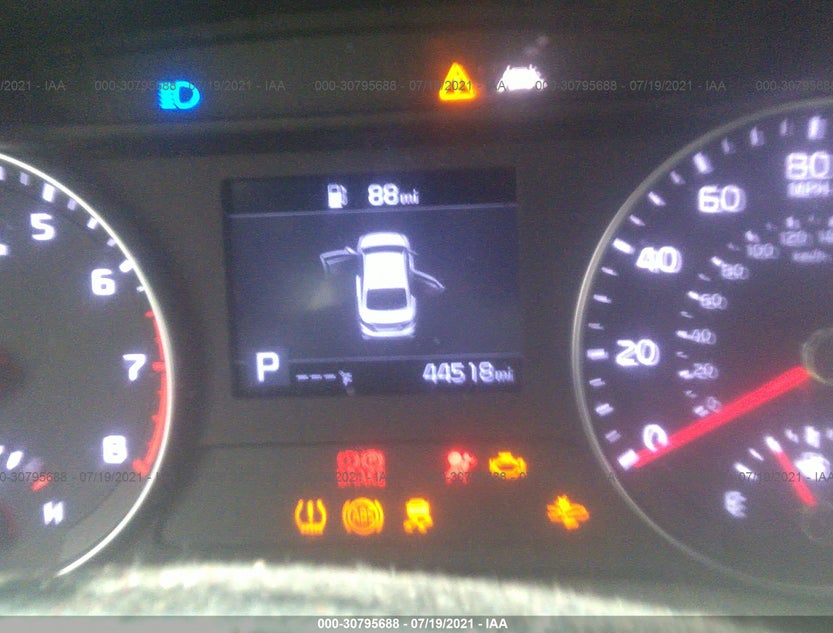 3KPF24AD8KE120412