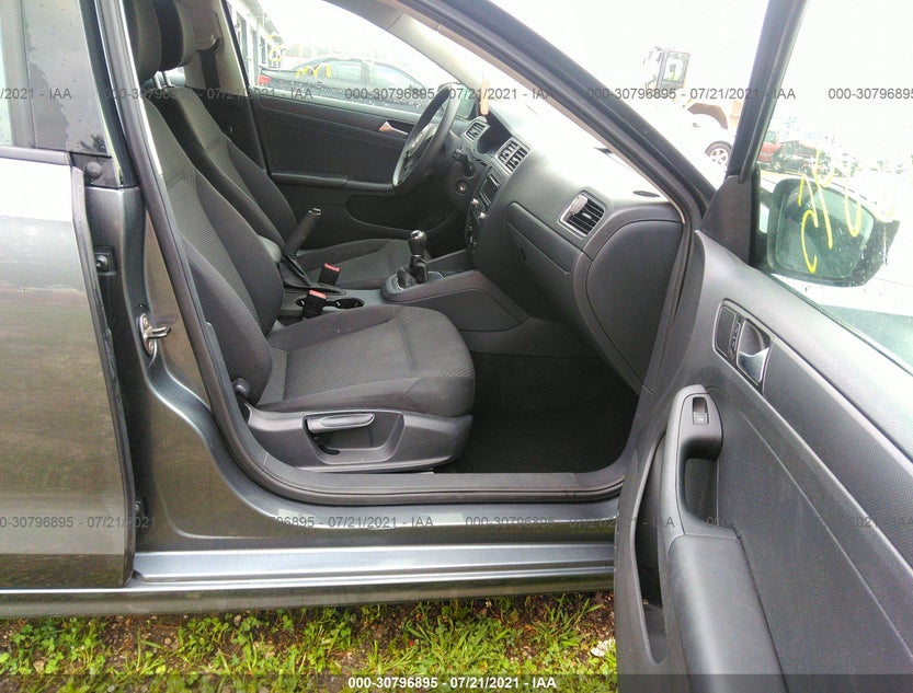 3VW1K7AJ2EM398103