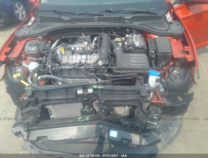 3VWCB7BU0KM183655