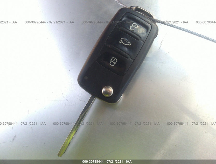 3VWJP7AT0EM608281