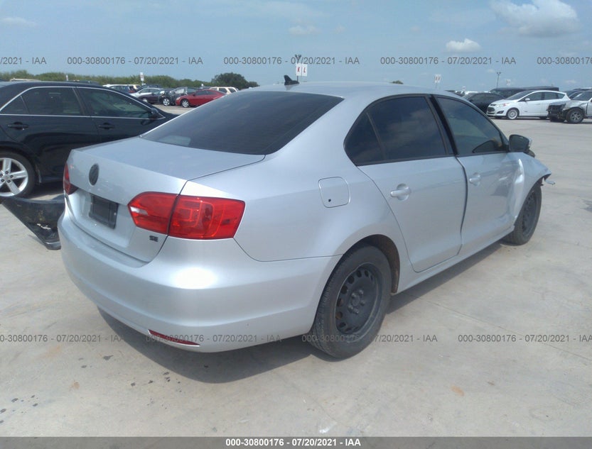 3VWD17AJ8EM262204