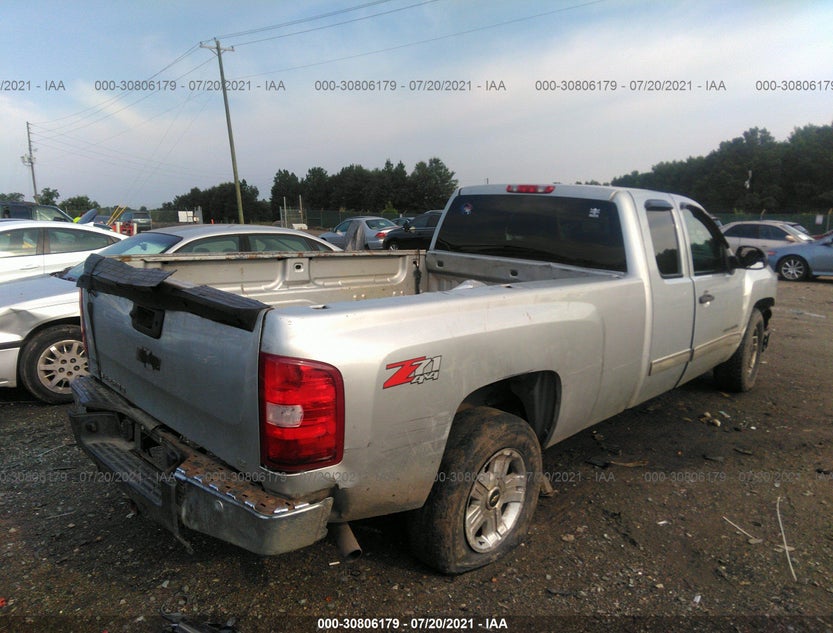1GCRKSE02CZ293048