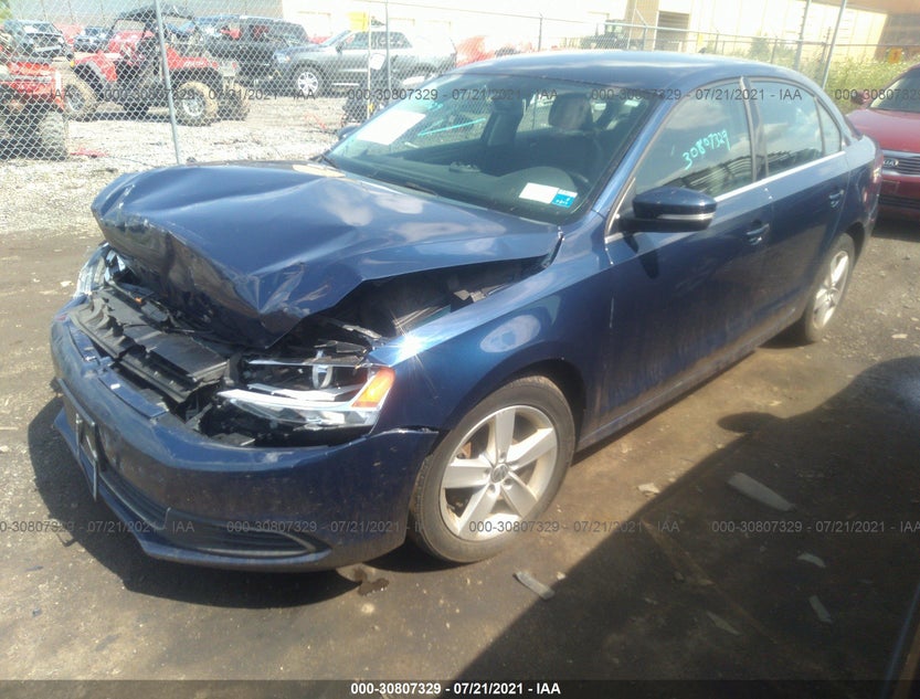 3VWLL7AJ9DM201691