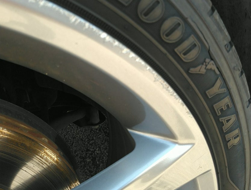 1VWMA7A37KC000933