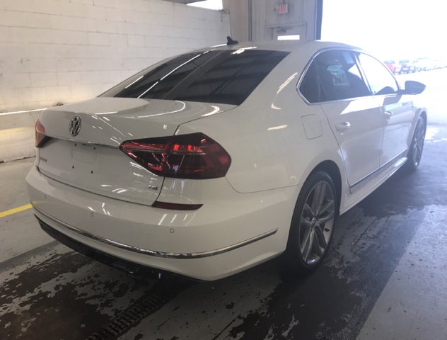 1VWMA7A37KC000933