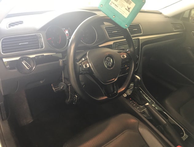 1VWMA7A37KC000933