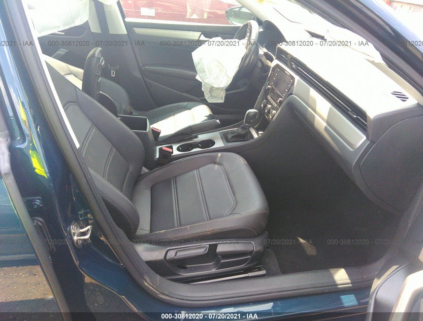 1VWSA7A39LC008895