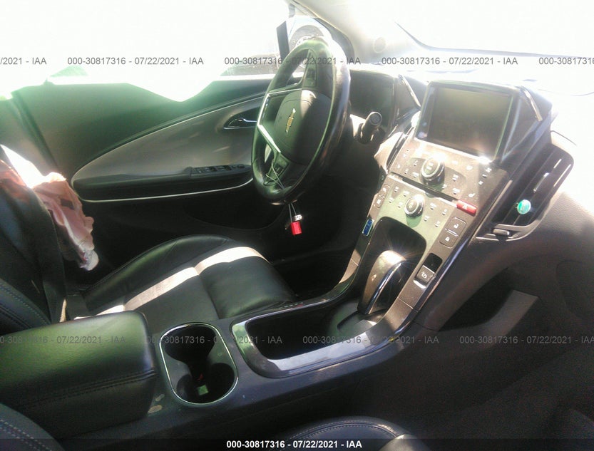 1G1RB6E46EU158187