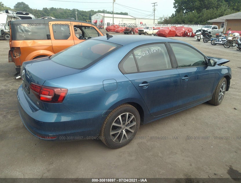 3VWD67AJ2GM371584