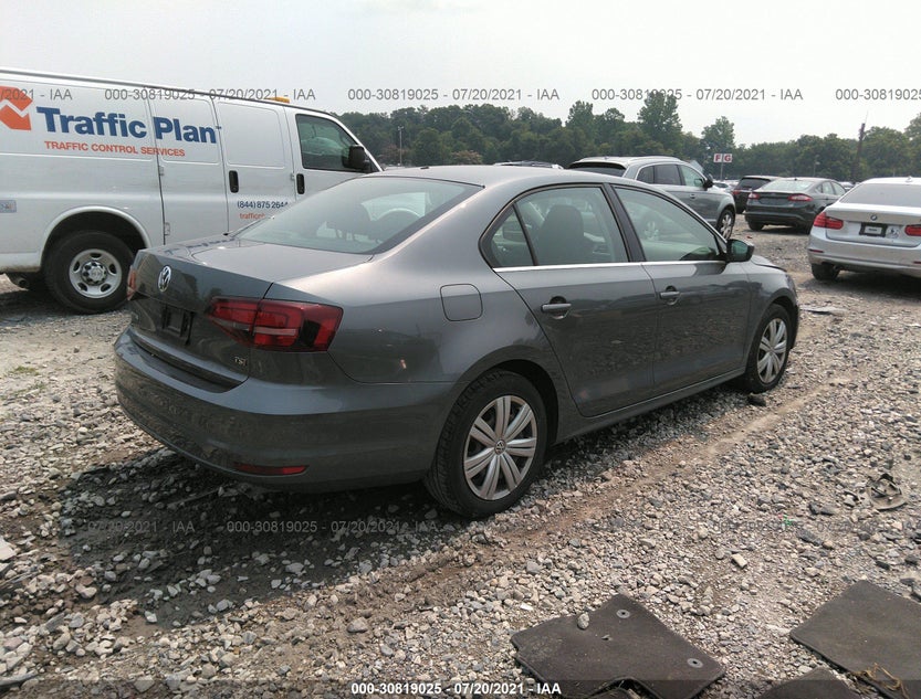 3VW2B7AJ8HM398129