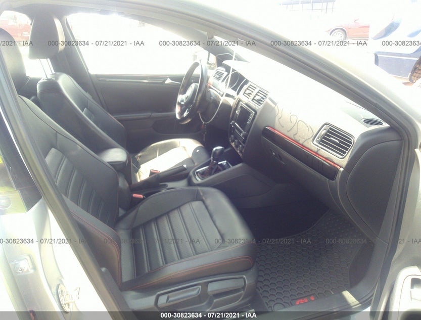 3VW4T7AJXGM240251