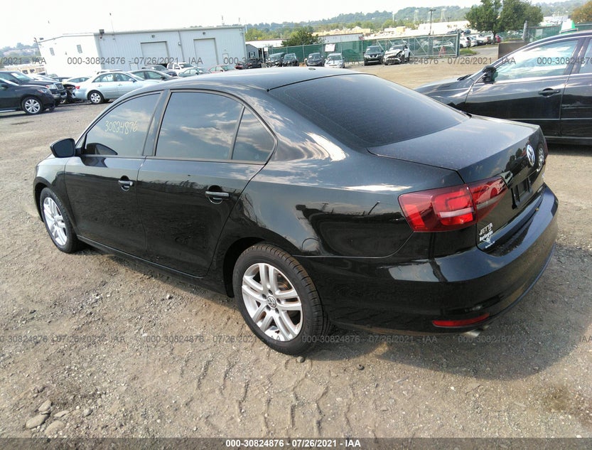 3VW2B7AJ5JM239395