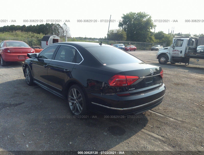 1VWDT7A38GC029990