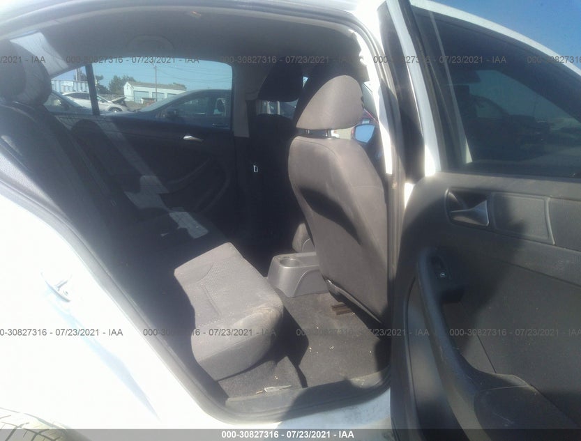 3VW1K7AJ6CM333056