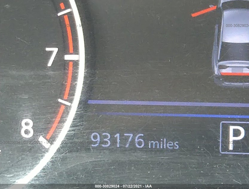 1N4BL4EW0KC136821