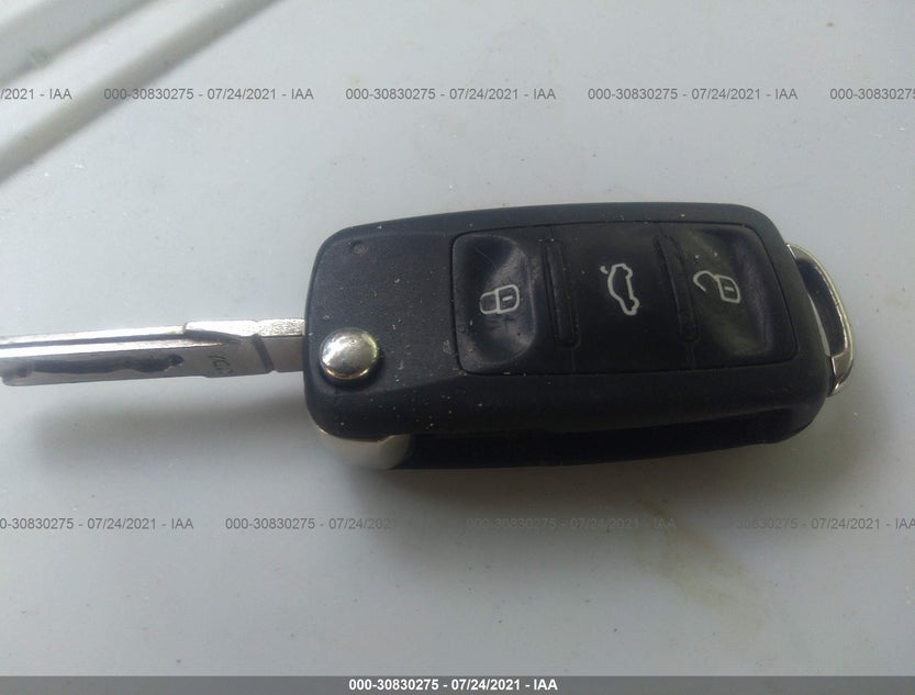 3VW2B7AJ8HM373571