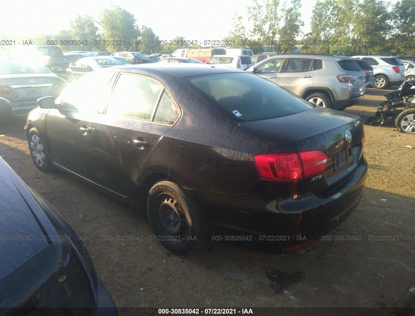 3VW2K7AJ3BM336015