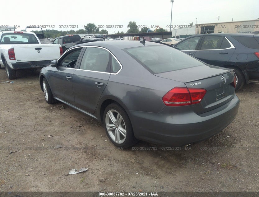 1VWBN7A35EC008643