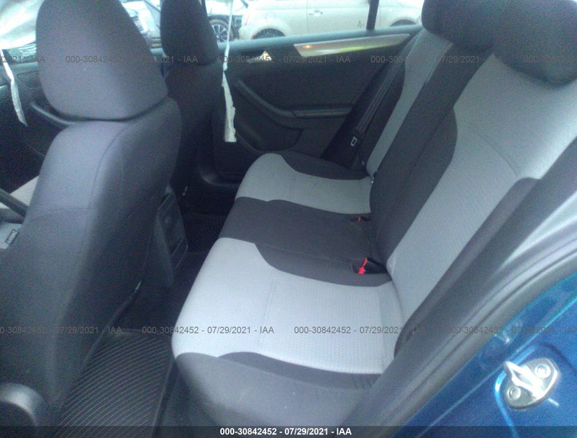 3VW167AJ8JM213759