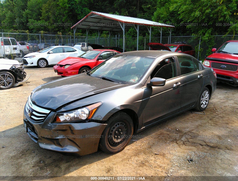 1HGCP2F30CA240882