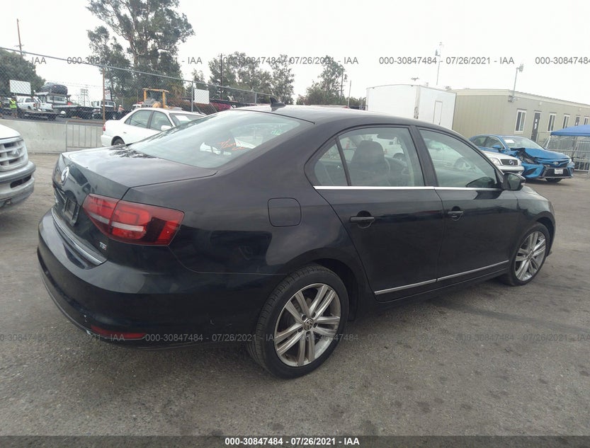 3VWL17AJ1HM265400