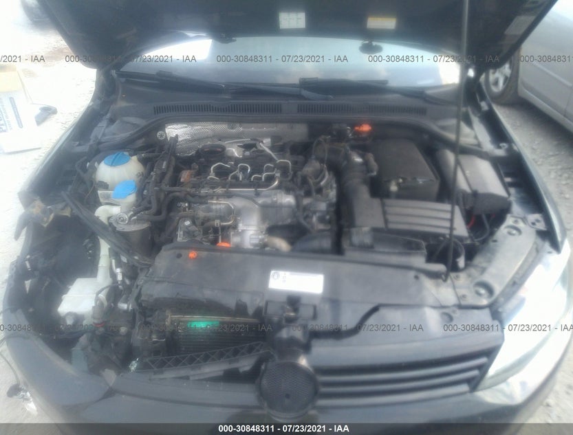 3VWLL7AJ6CM346752