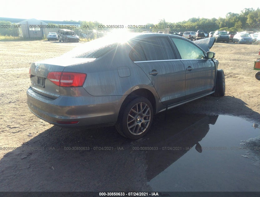 3VWD17AJ8FM282776
