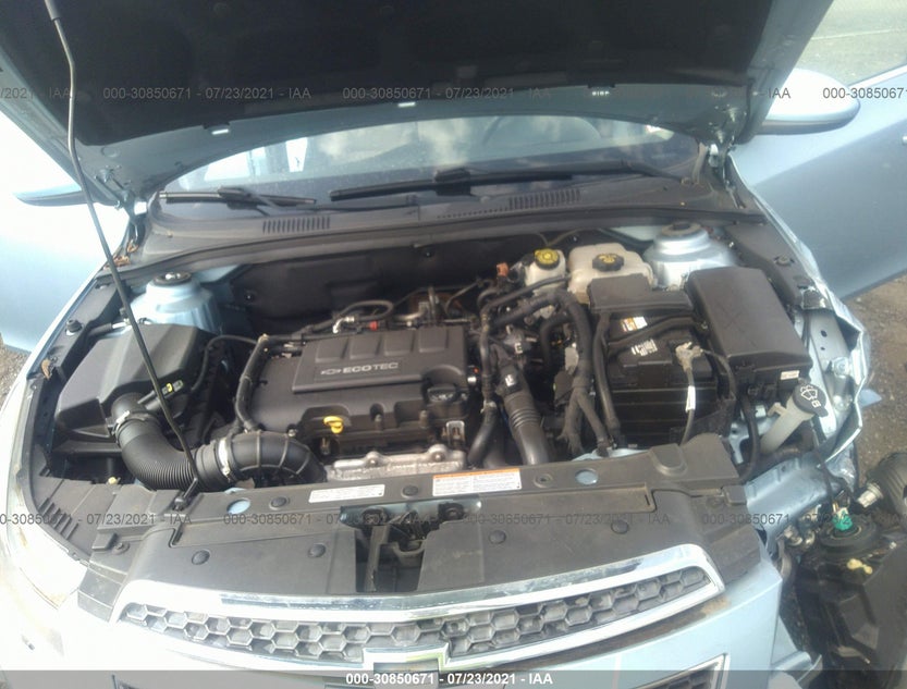 1G1PJ5S98B7204178