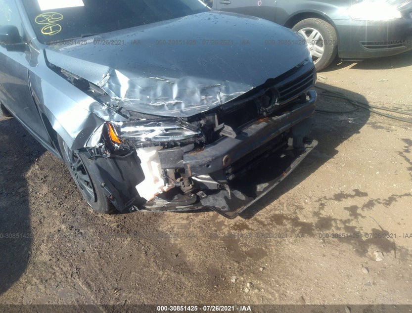 3VW2K7AJ2CM421672