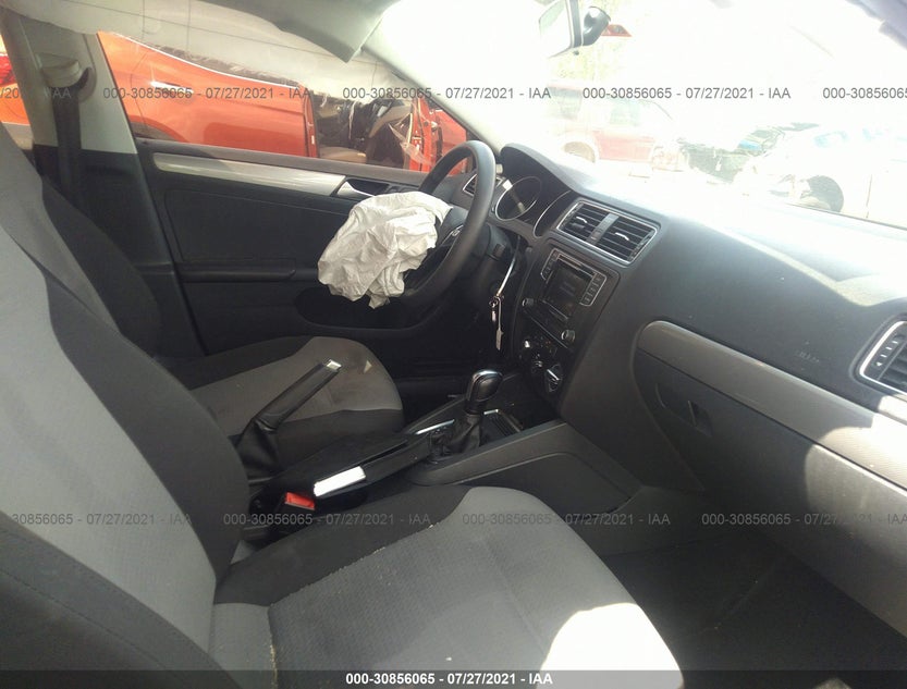 3VW2B7AJ6HM314518