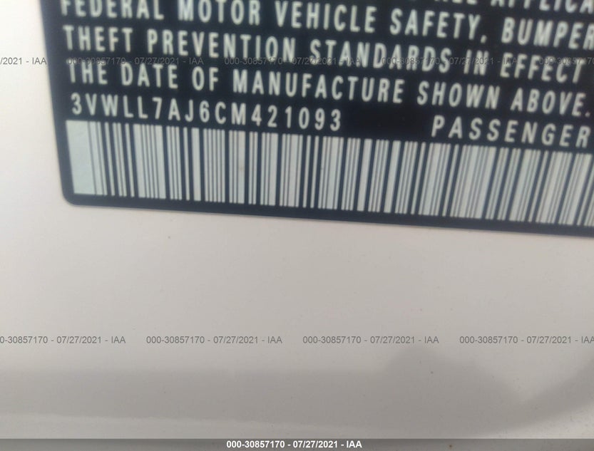 3VWLL7AJ6CM421093